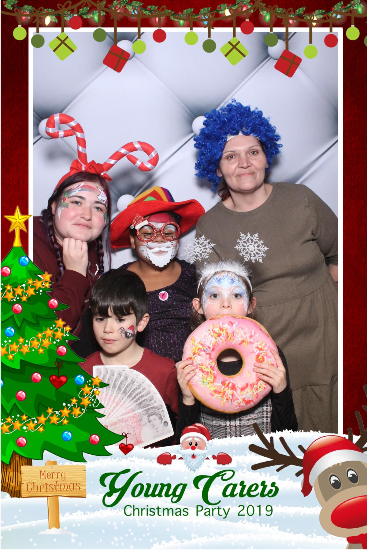 Young Carers Christmas Party   | View more photos from the event at gallery.magicimages.uk/u/MagicImages/Young-Carers-Christmas-Party
